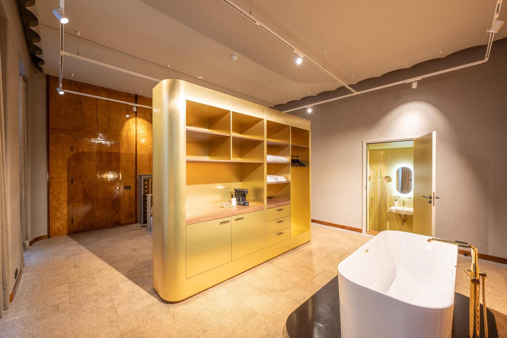 Hotel Staatsman Zwolle  Luaran gambar