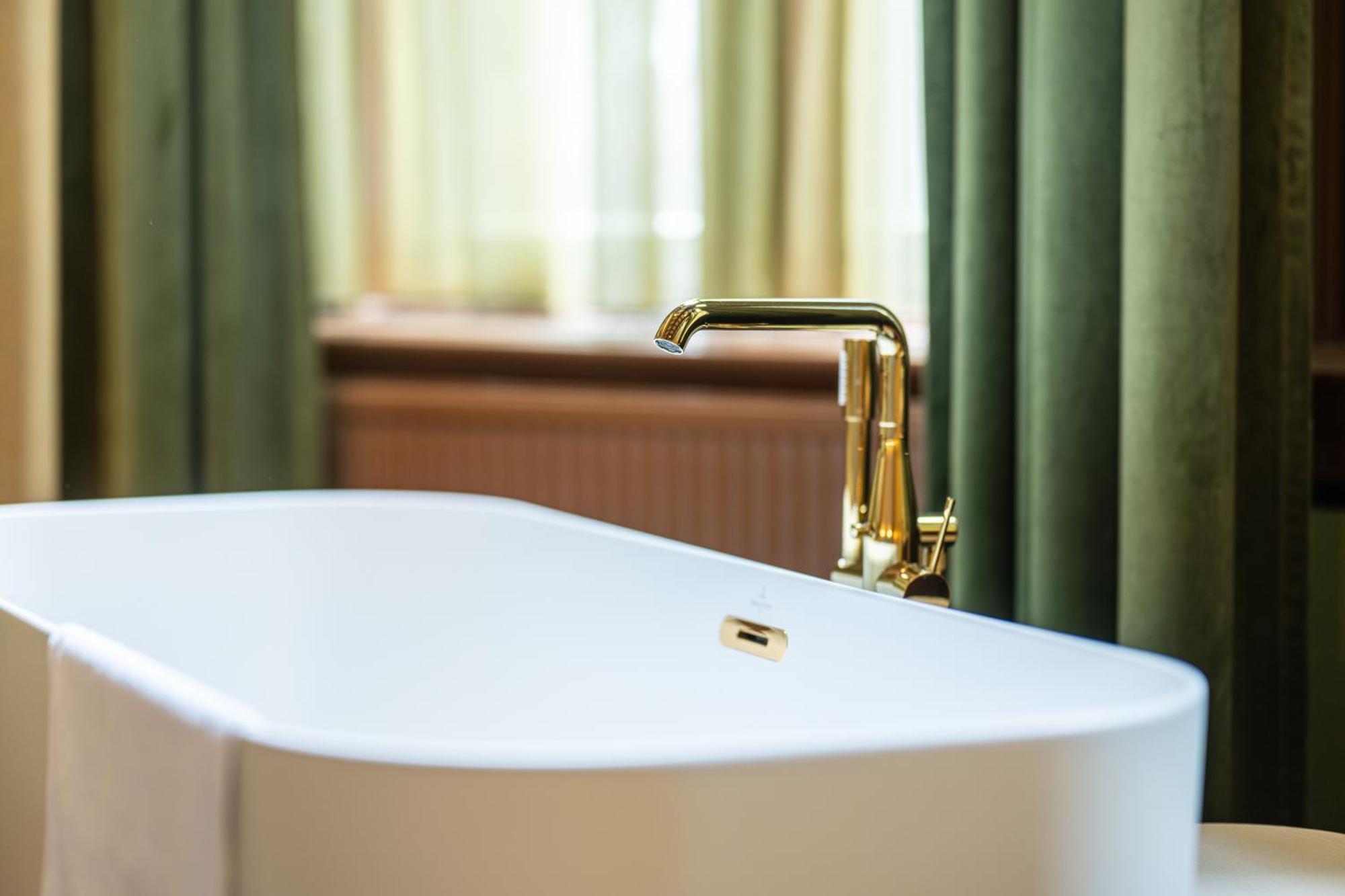 Hotel Staatsman Zwolle  Luaran gambar